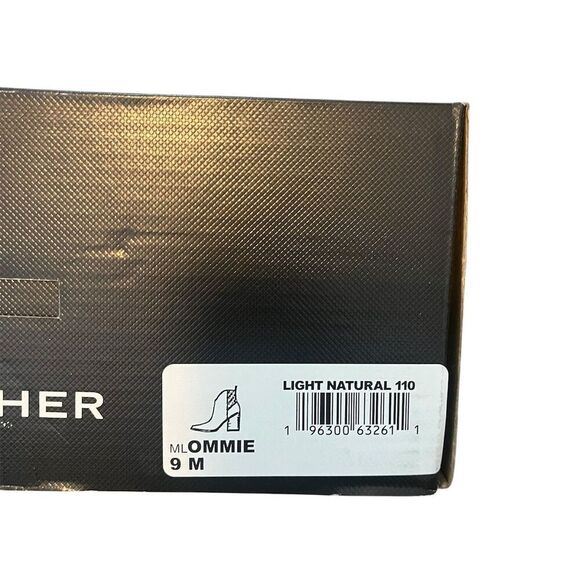 NWT Marc Fisher Women's Ommie Pointed Toe Booties Size 9 Beige Suede - Picture 10 of 11